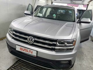 2018 Volkswagen Atlas I, серебристый, 3100000 рублей, вид 2