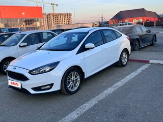 2015 Ford Focus III Рестайлинг, белый, 900000 рублей, вид 1