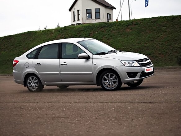 2017 Lada (ВАЗ) Granta I, серебристый, 599599 рублей - вид 5