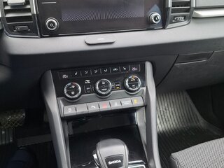 2020 Skoda Karoq DSG7 I, белый, 2500000 рублей, вид 5