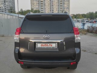 2010 Toyota Land Cruiser Prado 150 Series, серый, 3200000 рублей, вид 4