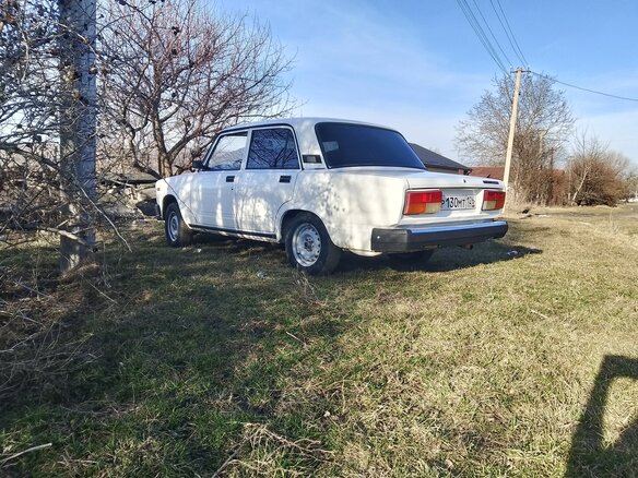 2007 Lada (ВАЗ) 2107, белый, 220000 рублей - вид 8