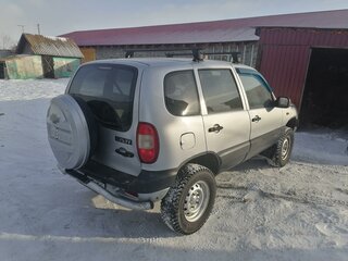 2005 Chevrolet Niva I, серебристый, 420000 рублей, вид 2