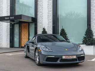 2017 Porsche Boxster IV 718 (982), серый, 5650000 рублей, вид 4