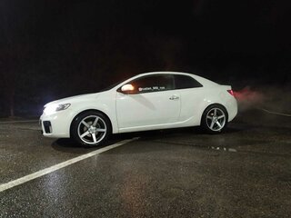 2012 Kia Cerato Koup II, белый, 1100000 рублей, вид 3