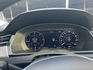 2017 Volkswagen Passat DSG6 B8, серый, 2300000 рублей, вид 4