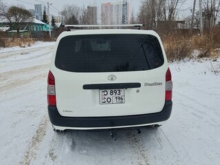 2017 Toyota Probox I Рестайлинг, белый, 1050000 рублей, вид 4