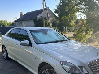 2011 Mercedes-Benz E-Класс 200 5G-Tronic IV (W212, S212, C207), белый, 1900000 рублей, вид 4