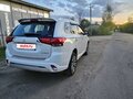 2022 Mitsubishi Outlander III Рестайлинг 3, белый, 3100000 рублей - вид 8