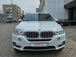 2017 BMW X5 30d III (F15), белый, 4300000 рублей, вид 3