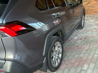 2019 Toyota RAV4 V (XA50), серый, 3490000 рублей, вид 3