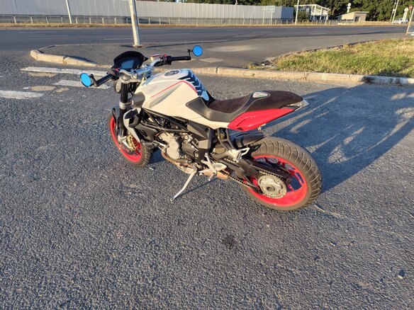2014 MV Agusta Brutale 800, белый, 750000 рублей - вид 12
