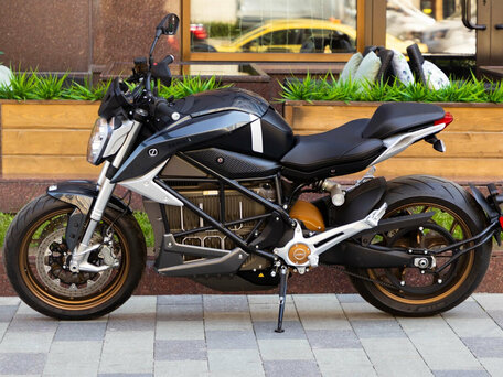 2024 Zero SR/F, чёрный, 2294700 рублей, вид 2