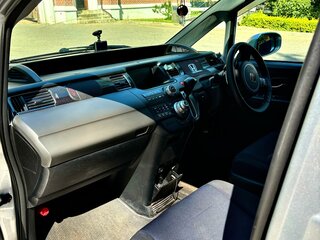 2009 Honda Stepwgn Spada III, серебристый, 1350000 рублей, вид 4