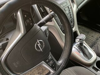 2011 Opel Astra J, белый, 720000 рублей, вид 4