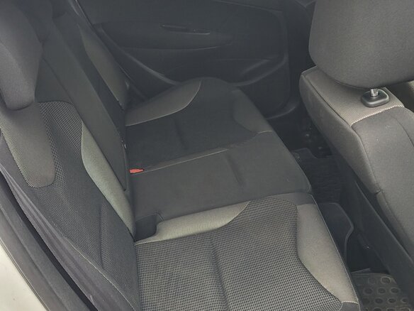 2010 Peugeot 308 I, белый, 820000 рублей - вид 11