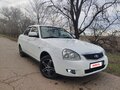 2015 Lada (ВАЗ) Priora I Рестайлинг, белый, 610000 рублей