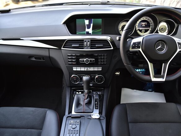 2012 Mercedes-Benz C-Класс 180 BlueEFFICIENCY III (W204) Рестайлинг, чёрный - вид 23