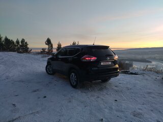 2015 Nissan X-Trail III, чёрный, 1900000 рублей, вид 5