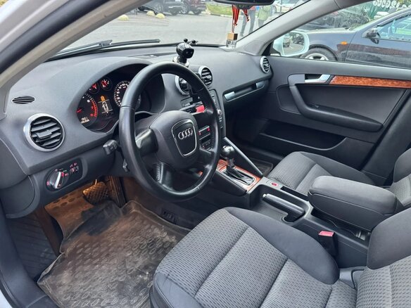 2012 Audi A3 II (8P) Рестайлинг 2, белый, 650000 рублей - вид 14