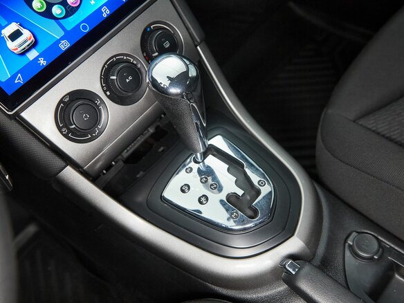 2012 Peugeot 308 I Рестайлинг, чёрный, 747000 рублей - вид 12