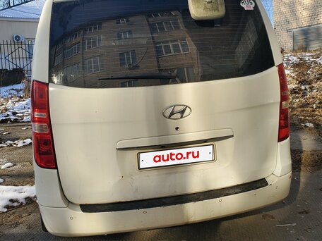 2011 Hyundai Grand Starex, белый, 1180000 рублей, вид 4