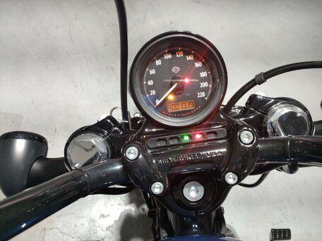 2022 Harley-Davidson Forty-Eight, синий, 1947000 рублей, вид 5