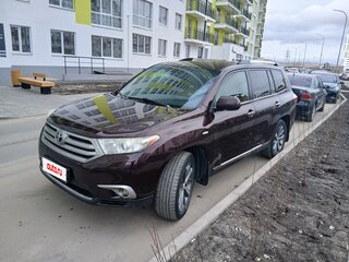 2011 Toyota Highlander II (XU40) Рестайлинг, фиолетовый, 1600000 рублей, вид 1