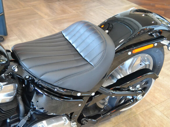 2022 Harley-Davidson Softail Standard, чёрный, 2150000 рублей - вид 7