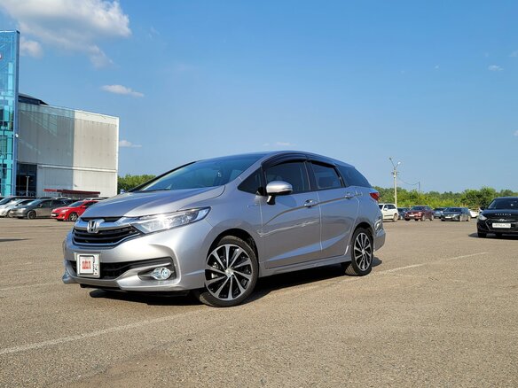 2017 Honda Shuttle II, серебристый, 1250000 рублей - вид 1