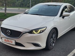 2016 Mazda 6 III (GJ) Рестайлинг, белый, 2300000 рублей, вид 3
