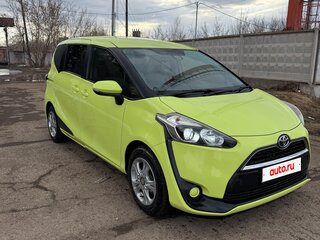 2018 Toyota Sienta II, жёлтый, 1700000 рублей, вид 1