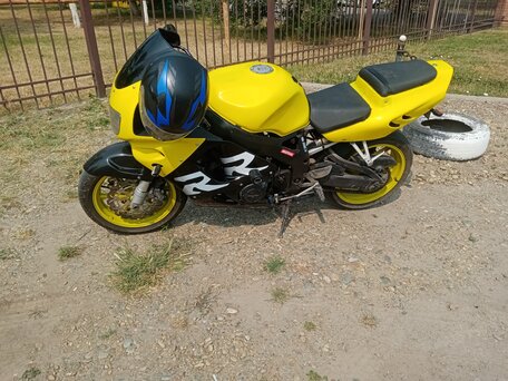 1997 Honda CBR 919RR Fireblade, жёлтый, 310000 рублей, вид 3