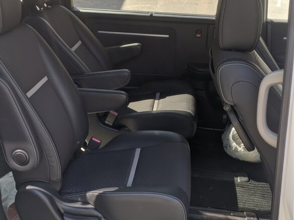 2015 Honda Stepwgn Spada V, белый, 1800000 рублей - вид 11