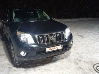 2010 Toyota Land Cruiser Prado 150 Series, зелёный, 3150000 рублей, вид 2