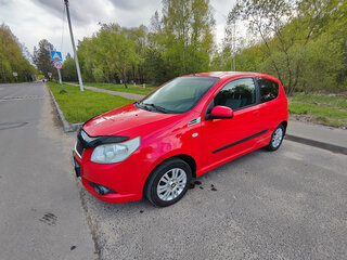 2009 Chevrolet Aveo I Рестайлинг, красный, 325000 рублей, вид 1