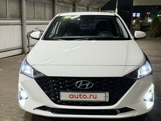 2021 Hyundai Solaris II Рестайлинг, белый, 1750000 рублей, вид 3