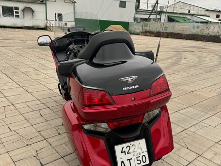 2015 Honda GL 1800 Gold Wing, красный, 2400000 рублей, вид 4
