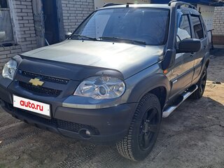 2011 Chevrolet Niva I Рестайлинг, серый, 720000 рублей, вид 1