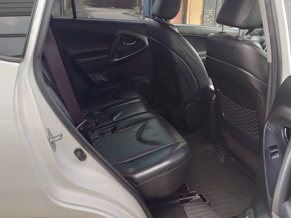 2011 Toyota RAV4 III (XA30) Рестайлинг, белый, 1500000 рублей - вид 11