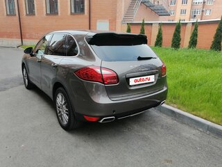 2012 Porsche Cayenne S II (958), коричневый, 1650000 рублей, вид 3