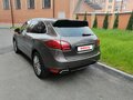 2012 Porsche Cayenne S II (958), коричневый, 1650000 рублей - вид 2