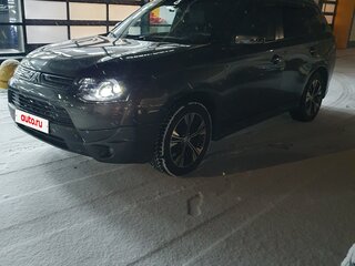 2013 Mitsubishi Outlander III, серый, 1650000 рублей, вид 4