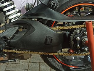 2018 KTM 1290 Super Duke R, чёрный, 1235365 рублей, вид 5
