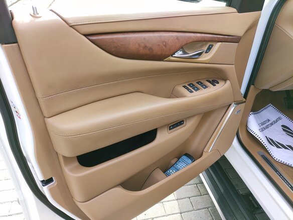 2016 Cadillac Escalade ESV IV, белый - вид 13