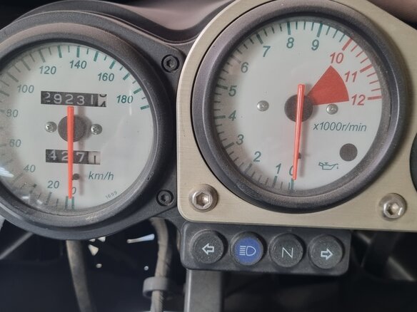 2003 Kawasaki ZR-7, серый, 370000 рублей - вид 2
