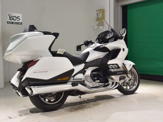 2023 Honda GL 1800 Gold Wing, белый, 2400000 рублей, вид 5