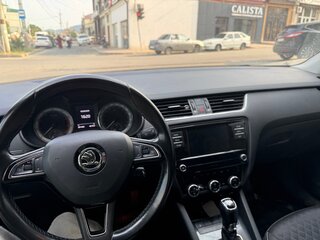 2017 Skoda Octavia III (A7) Рестайлинг, синий, 1000000 рублей, вид 5