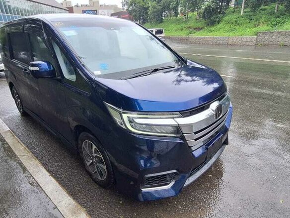 2019 Honda Stepwgn Spada V Рестайлинг, синий, 2390000 рублей - вид 5