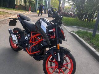 2021 KTM 390 Duke, чёрный, 480000 рублей, вид 2